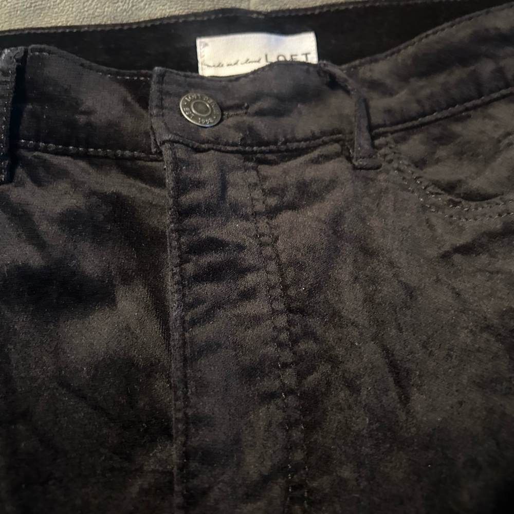 EUC Loft black velvet pants